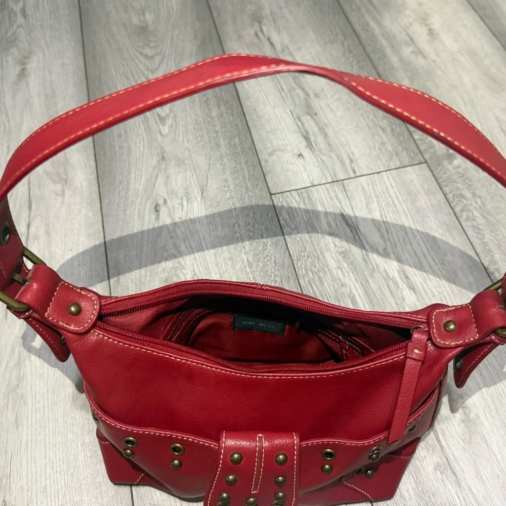 Vintage Y2K  Leather Red studded shoulder Women's Bag with gold accent. - Picture 3 of 9